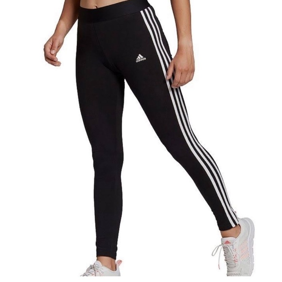 Adidas Aeroready Black Climate Leggings. Size Small black w/pocket - Picture 1 of 9